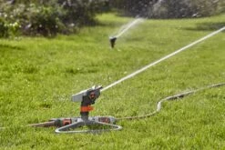 Gardena Sector En Cirkelsproeier 8135-20 -Groen Flow 901153601 3 GARDENA20SECTOR20EN20CIRKELSPROEIER208135 20