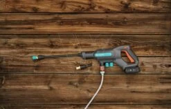 Gardena Accu Hogedrukreiniger 18v Solo -Groen Flow 970489201 5 GARDENA20ACCU20HOGEDRUKREINIGER2018V20SET