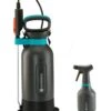 Gardena Drukspuit 5l + Plantenspuit 0,75 -Groen Flow 970495601 1 GARDENA20DRUKSPUIT205L2020PLANTENSPUIT20075