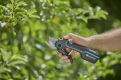 Gardena Assistcut Accu Snoeischaar 25mm -Groen Flow 970534801 07 Gardena20AssistCut20Accu20Snoeischaar2025MM