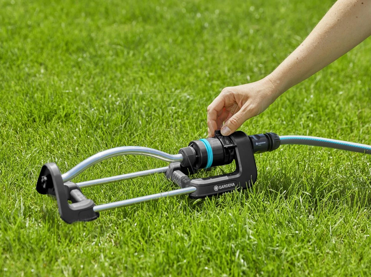 Gardena Ecoline Zwenksproeier 6 Gardena Ecoline Zwenksproeier - Afbeelding 4