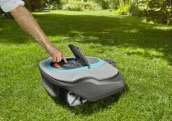 Gardena Sileno+ 1600 Robotmaaier 11 Gardena Sileno+ 1600 Robotmaaier -Groen Flow Robotic20Lawnmower20SILENO201600205